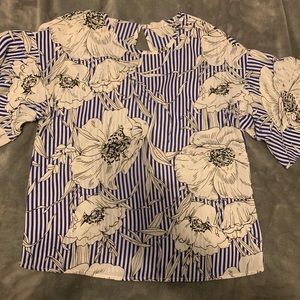 Short sleeve blouse